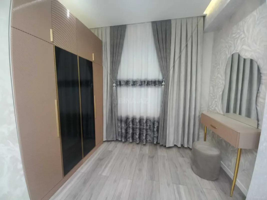 Satılır 2 otaqlı mənzil 75 m²