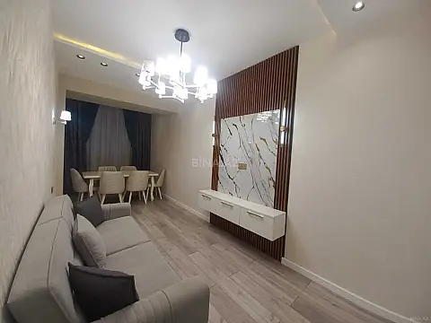 Satılır 2 otaqlı mənzil 75 m² — Bakı, Həzi Aslanov qəs. 2 otaq 75.00 m²