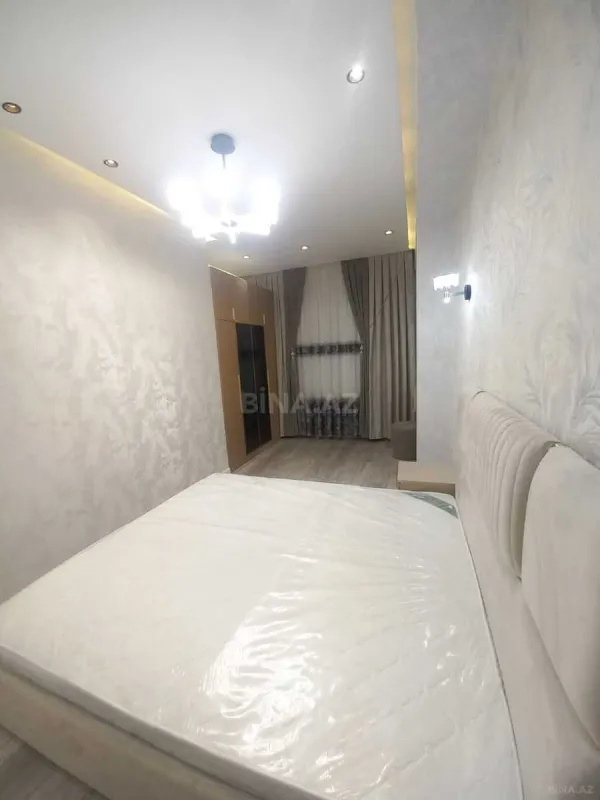 Satılır 2 otaqlı mənzil 75 m²