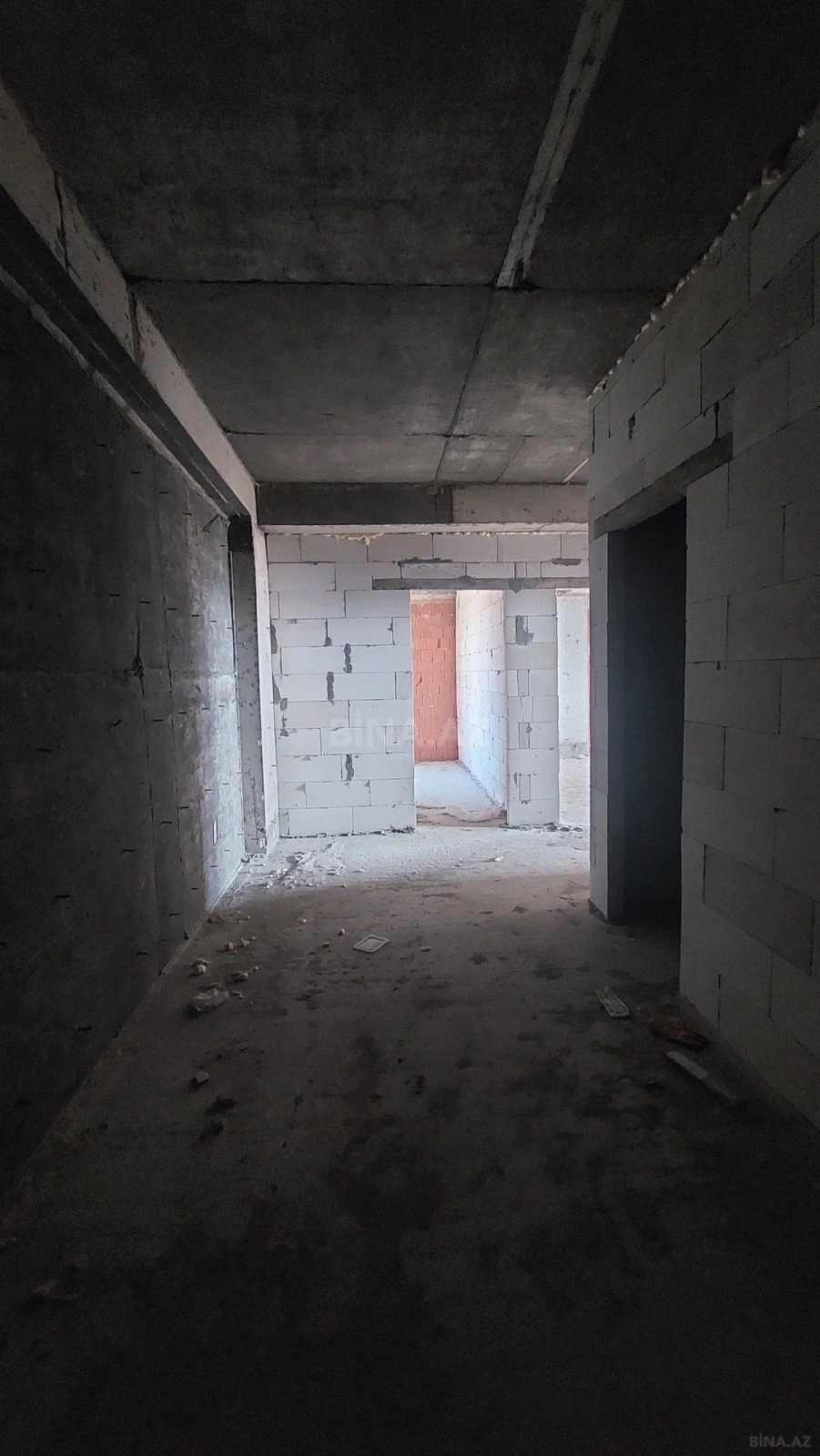 Satılır 3 otaqlı mənzil 125 m²