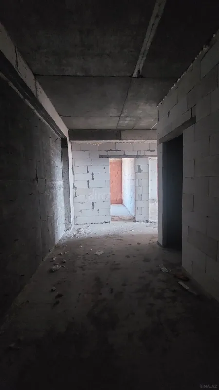 Satılır 3 otaqlı mənzil 125 m²