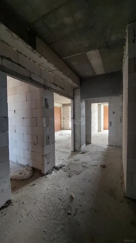 Satılır 3 otaqlı mənzil 125 m²