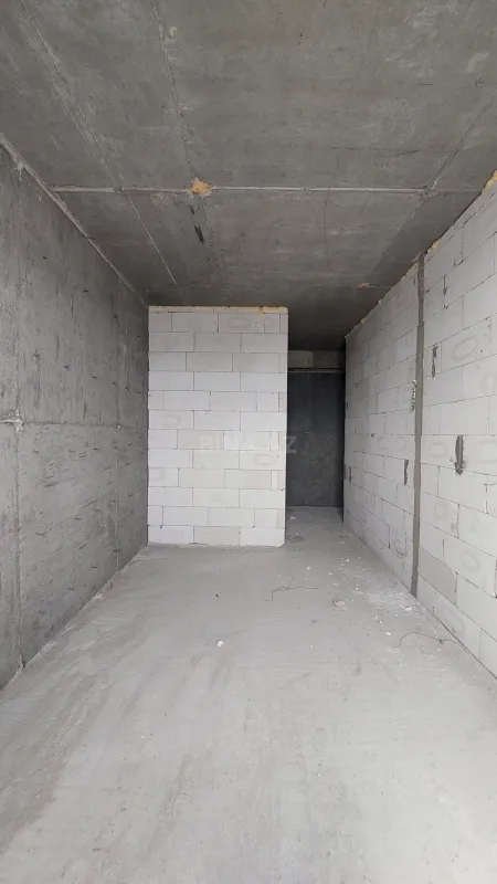 Satılır 3 otaqlı mənzil 125 m²