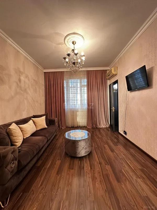 Satılır 2 otaqlı mənzil 41 m²