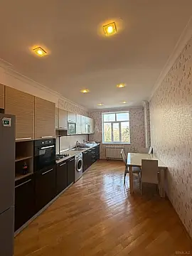 Satılır 2 otaqlı mənzil 108 m²