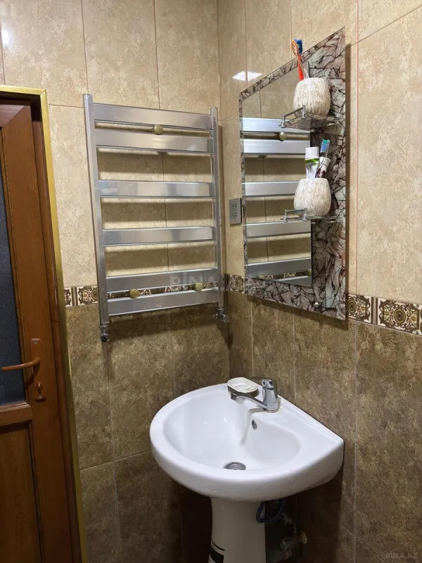 Satılır 2 otaqlı mənzil 60 m²