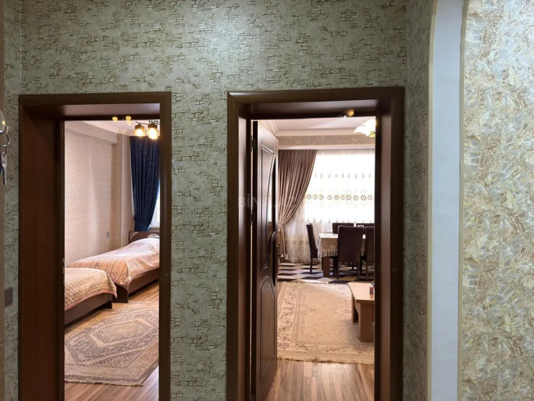 Satılır 2 otaqlı mənzil 60 m²