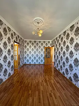 Satılır 4 otaqlı mənzil 90 m²