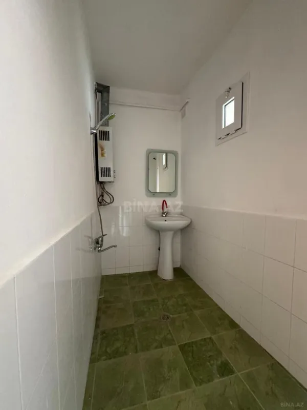 Satılır 4 otaqlı mənzil 90 m²