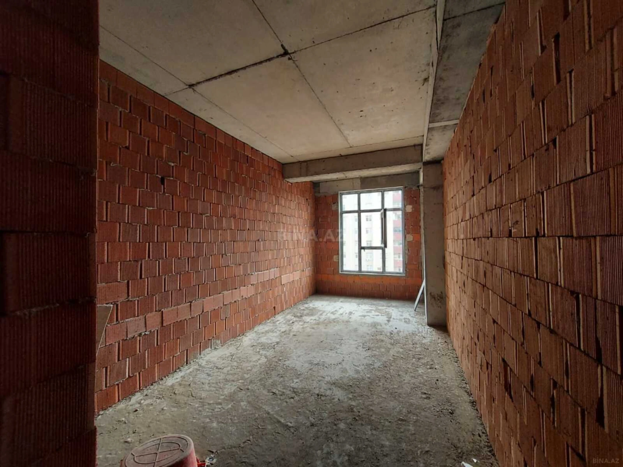 Satılır 2 otaqlı mənzil 65 m²