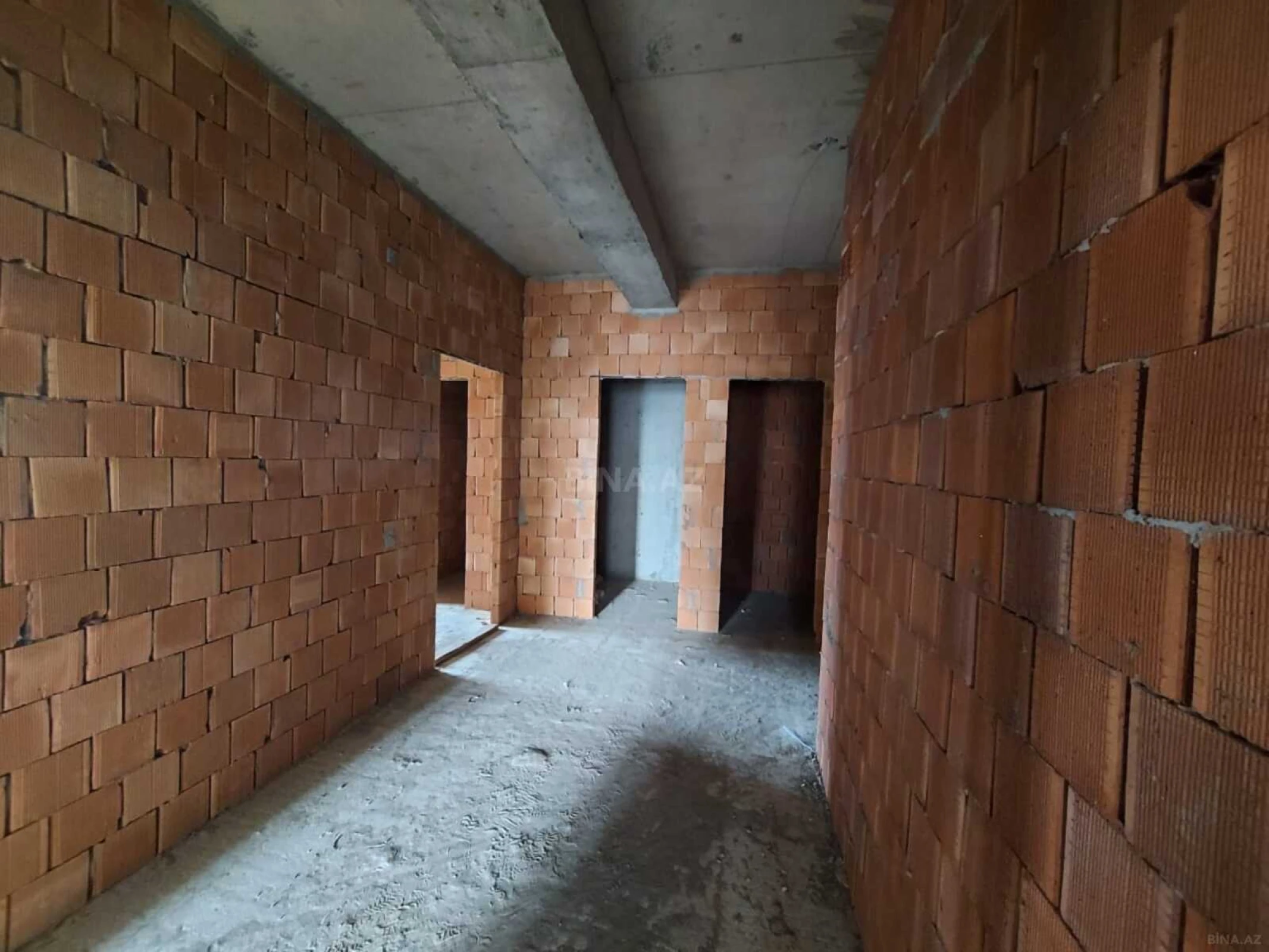 Satılır 2 otaqlı mənzil 65 m²