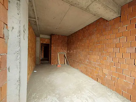 Satılır 2 otaqlı mənzil 65 m²