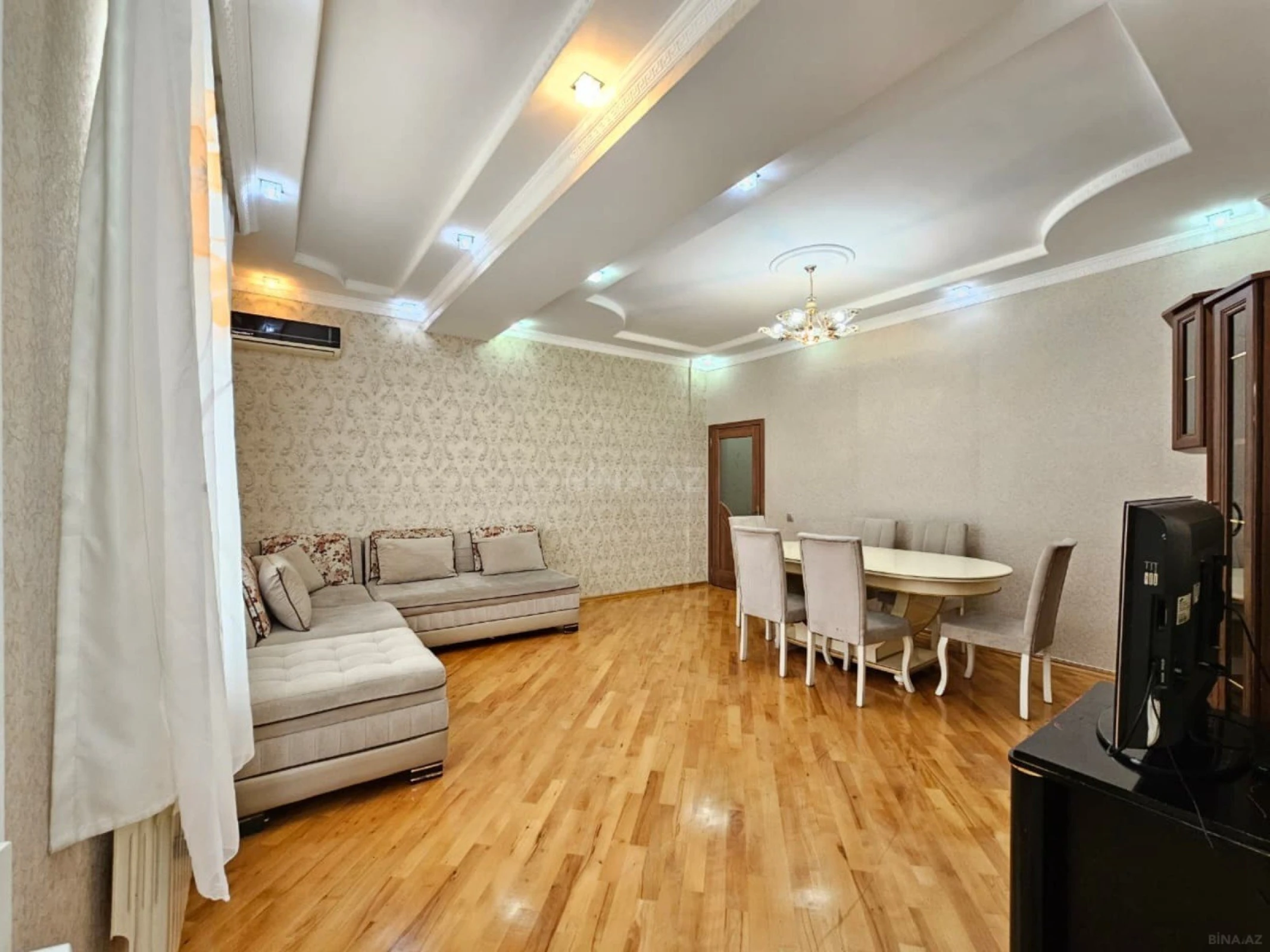 Satılır 3 otaqlı mənzil 88 m²