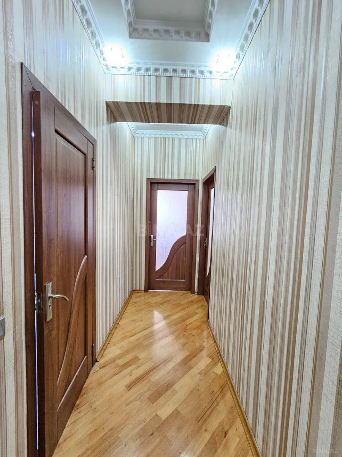 Satılır 3 otaqlı mənzil 88 m²
