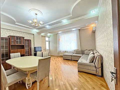 Satılır 3 otaqlı mənzil 88 m²