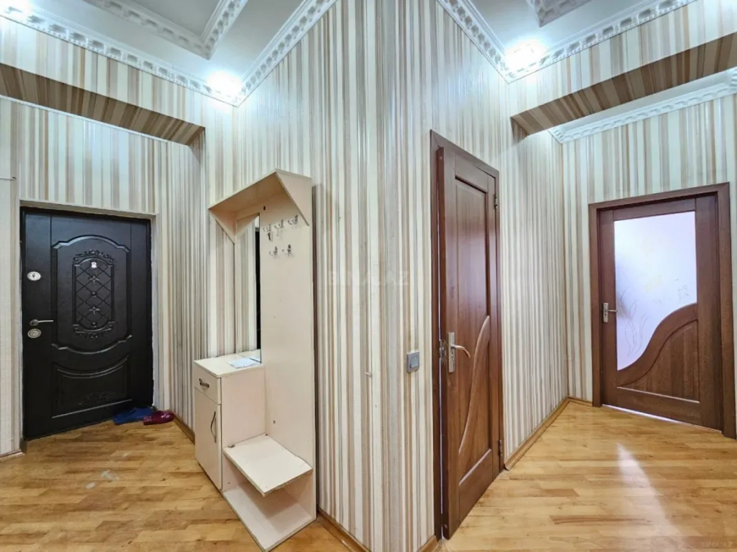 Satılır 3 otaqlı mənzil 88 m²