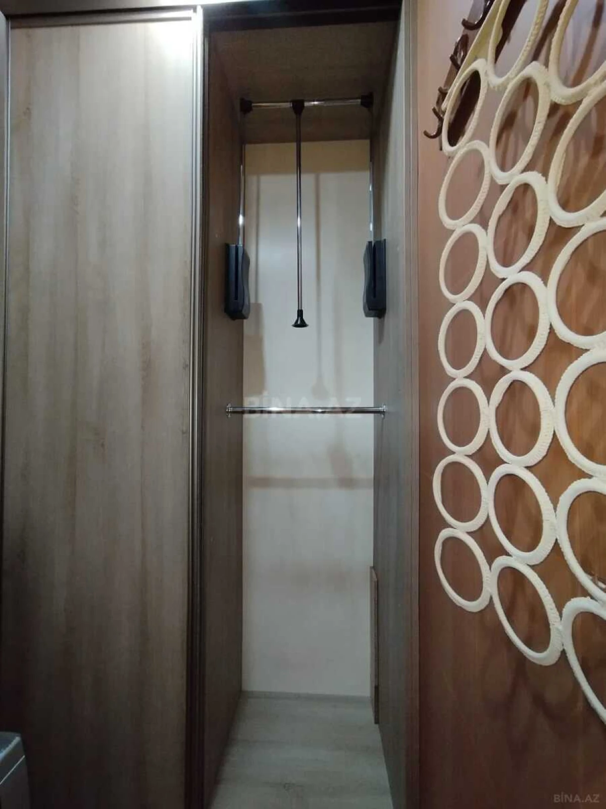 Satılır 2 otaqlı mənzil 93 m²