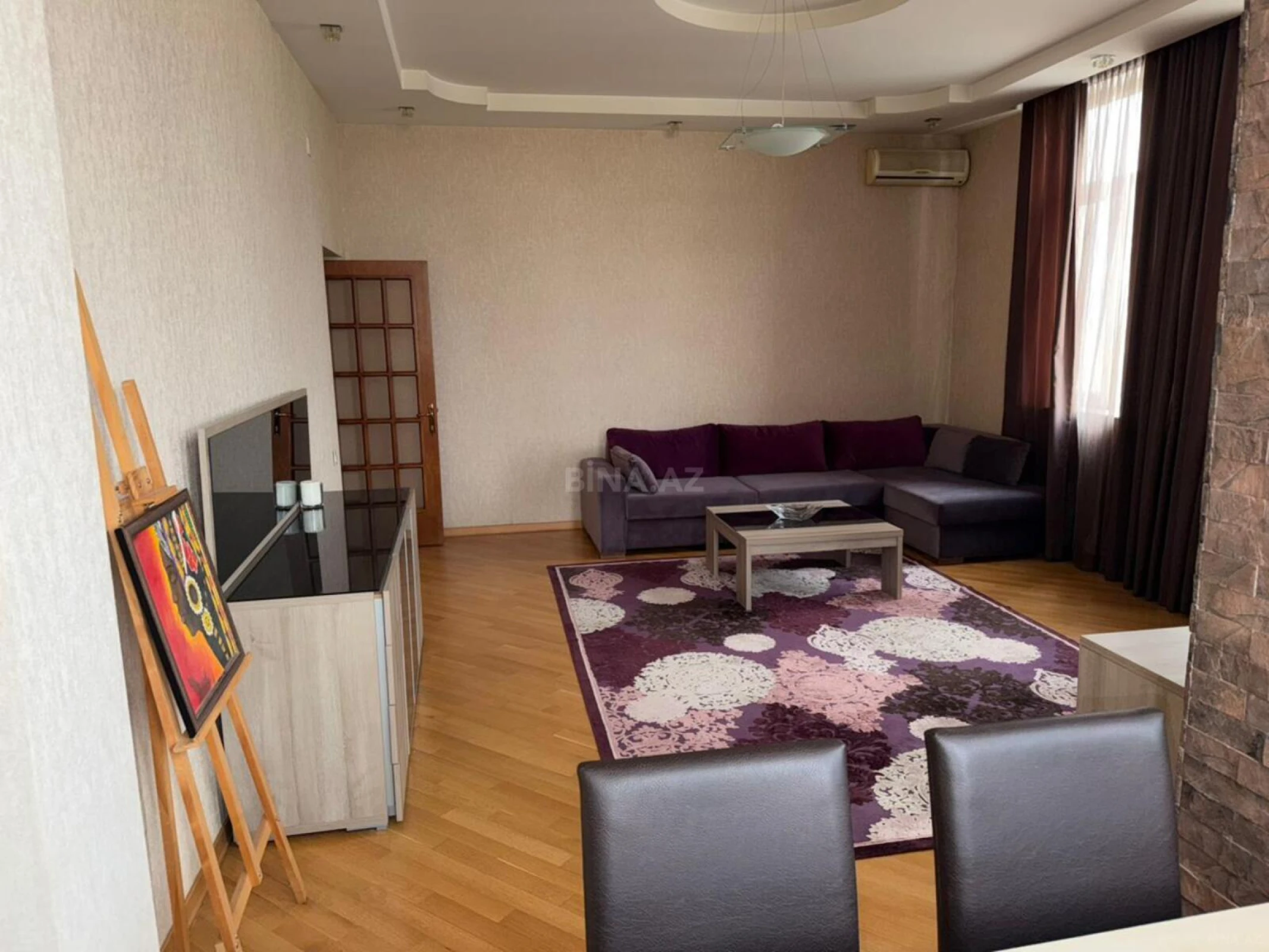 Satılır 2 otaqlı mənzil 93 m²