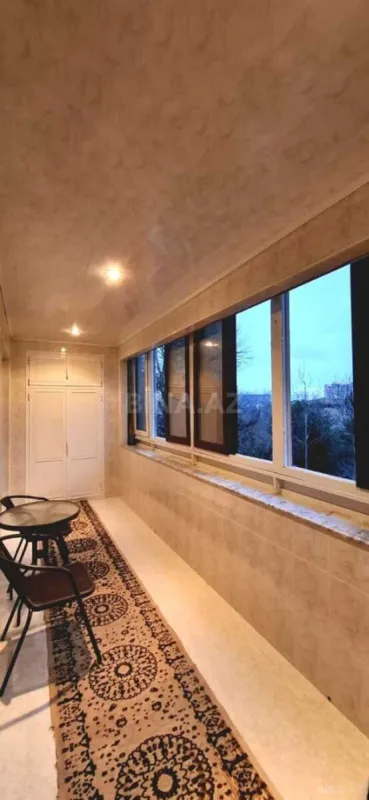 Satılır 5 otaqlı mənzil 140 m²