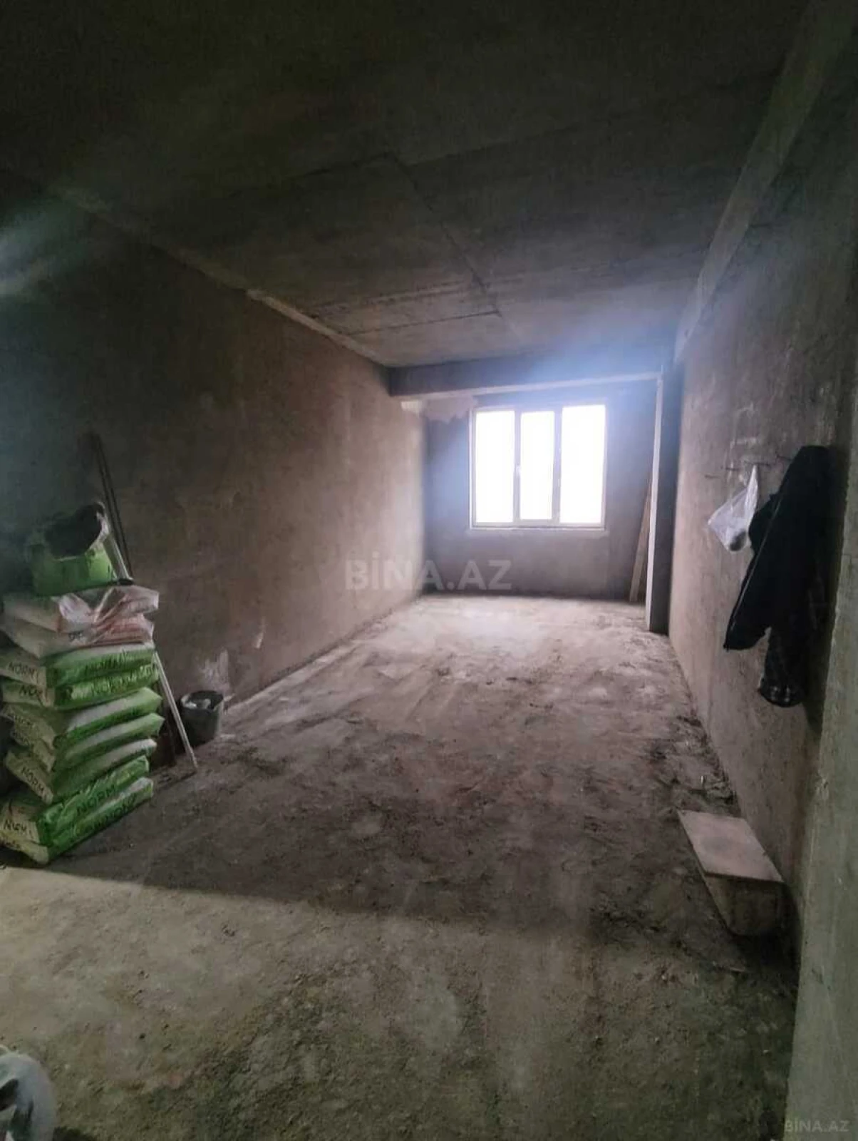 Satılır 3 otaqlı mənzil 92 m²