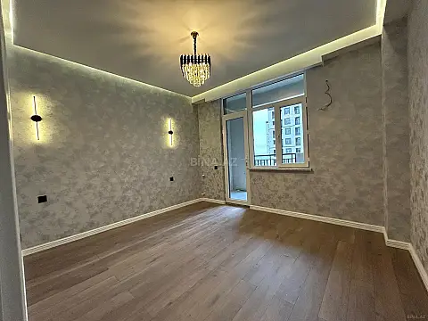 Satılır 2 otaqlı mənzil 62 m²