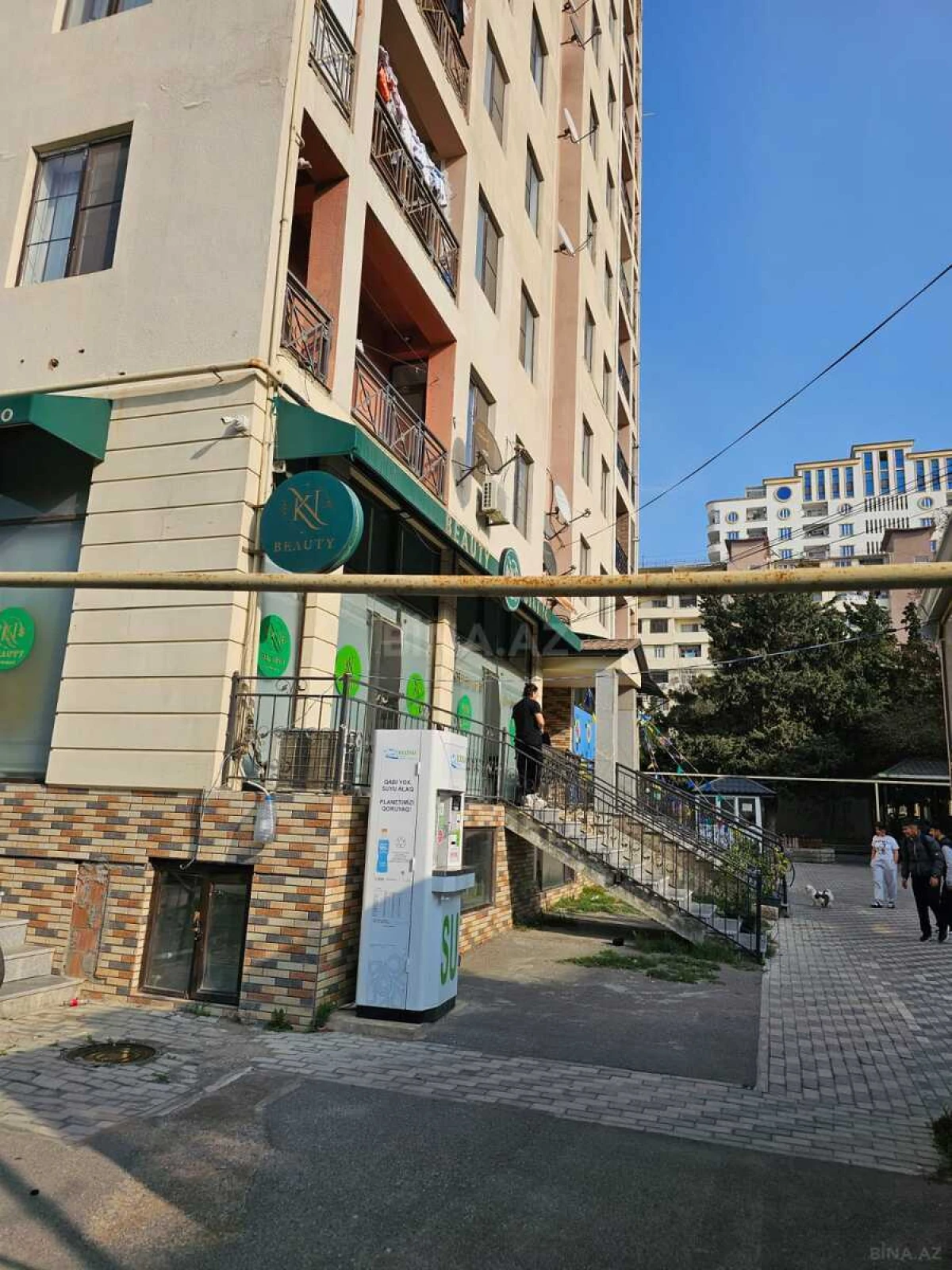 Kirayə verilir 2 otaqlı mənzil 90 m²