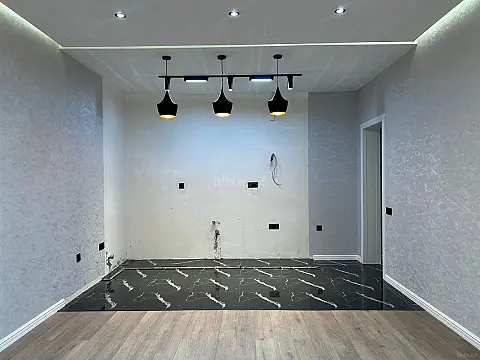 Satılır 2 otaqlı mənzil 62 m²