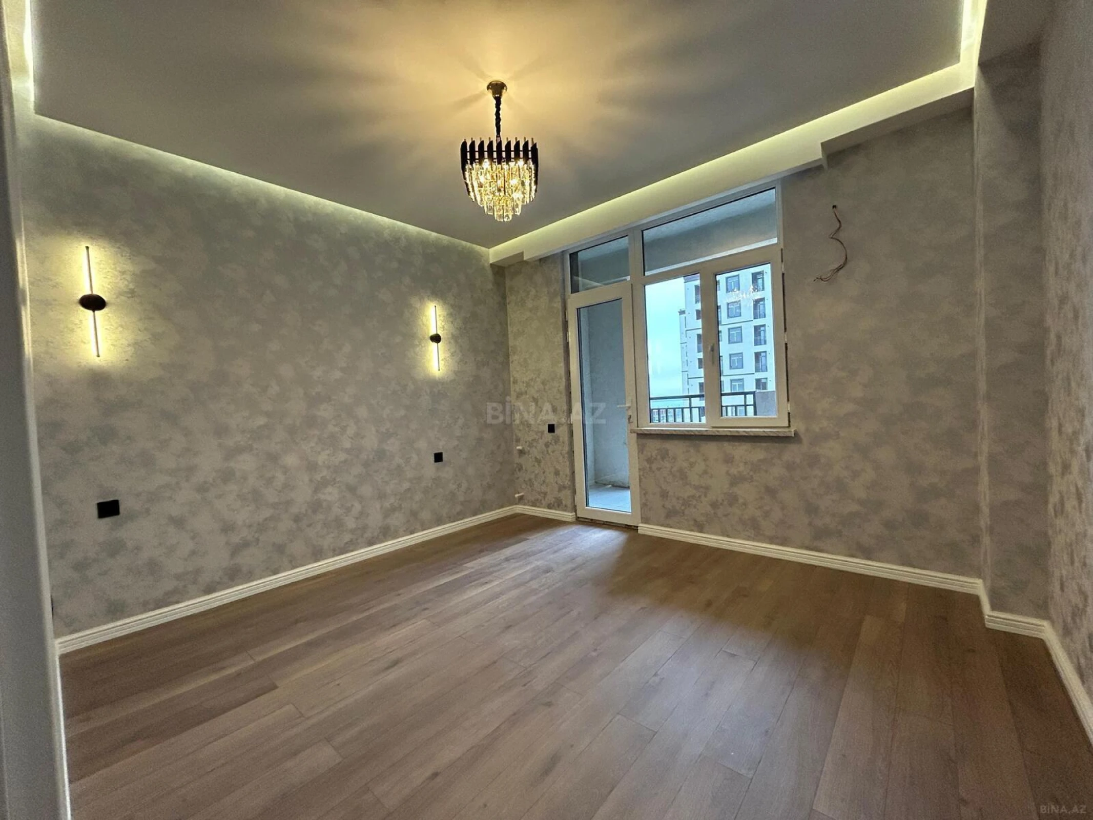 Satılır 2 otaqlı mənzil 62 m²