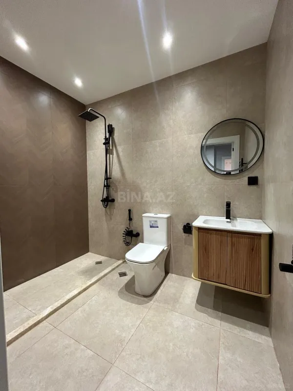 Satılır 2 otaqlı mənzil 62 m²