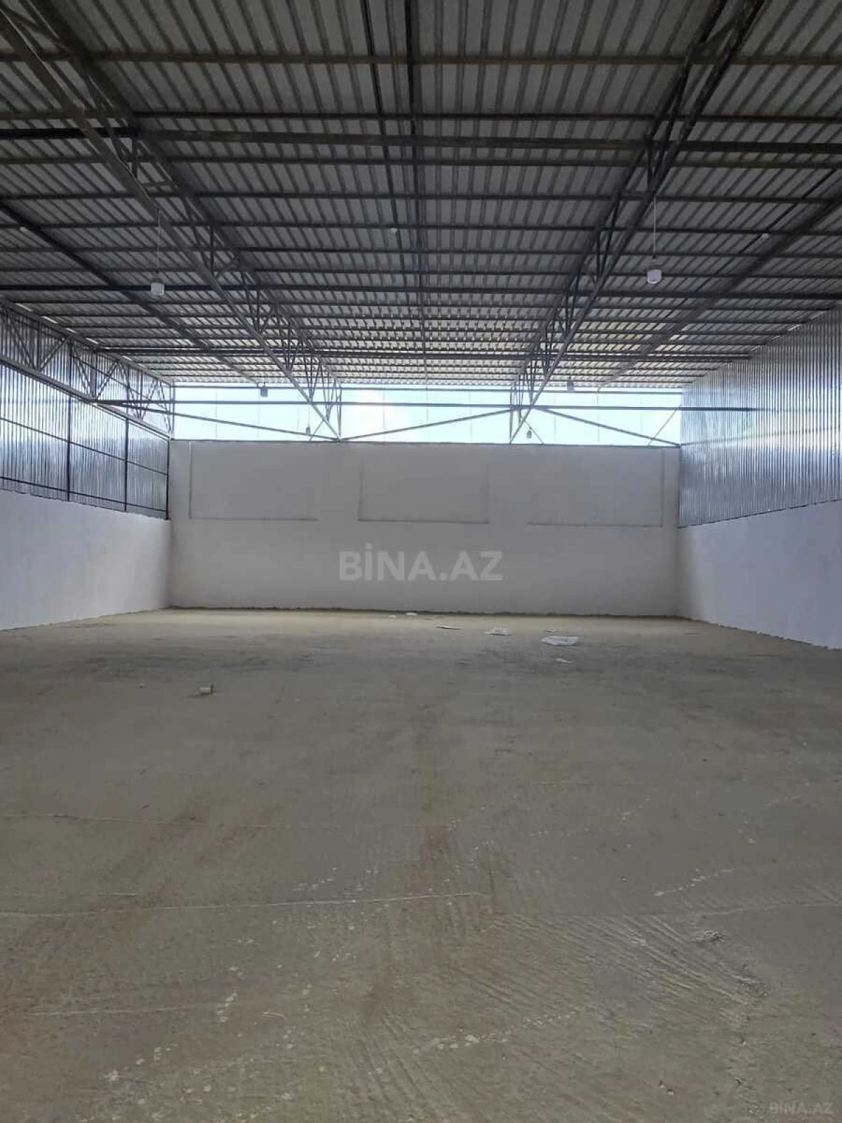 Kirayə verilir obyekt 400 m²