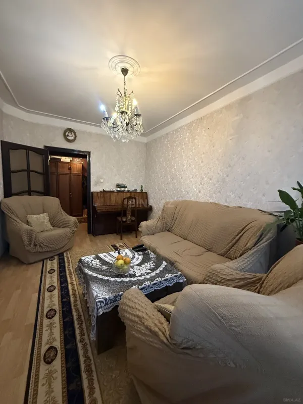 Satılır 4 otaqlı mənzil 100 m²