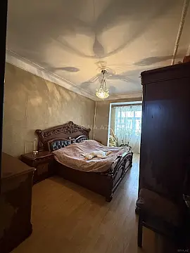 Satılır 4 otaqlı mənzil 100 m²