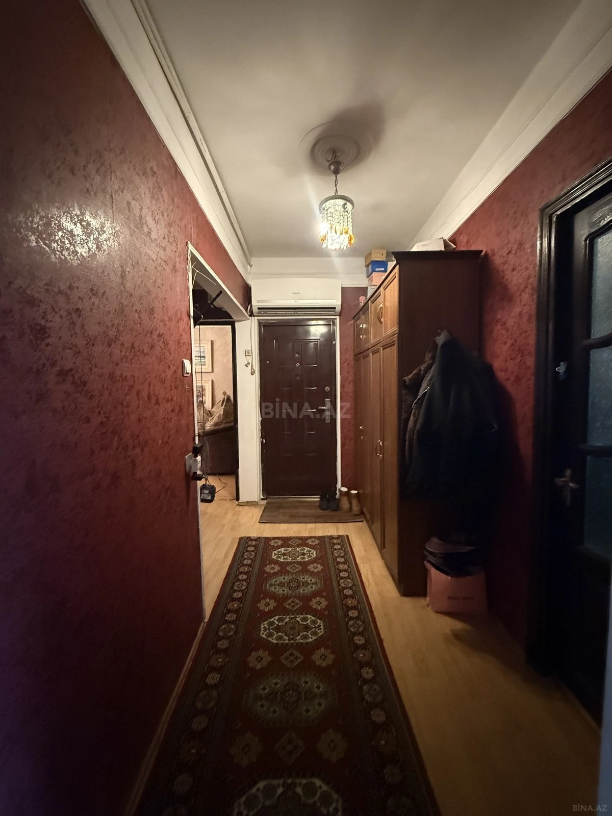 Satılır 4 otaqlı mənzil 100 m²