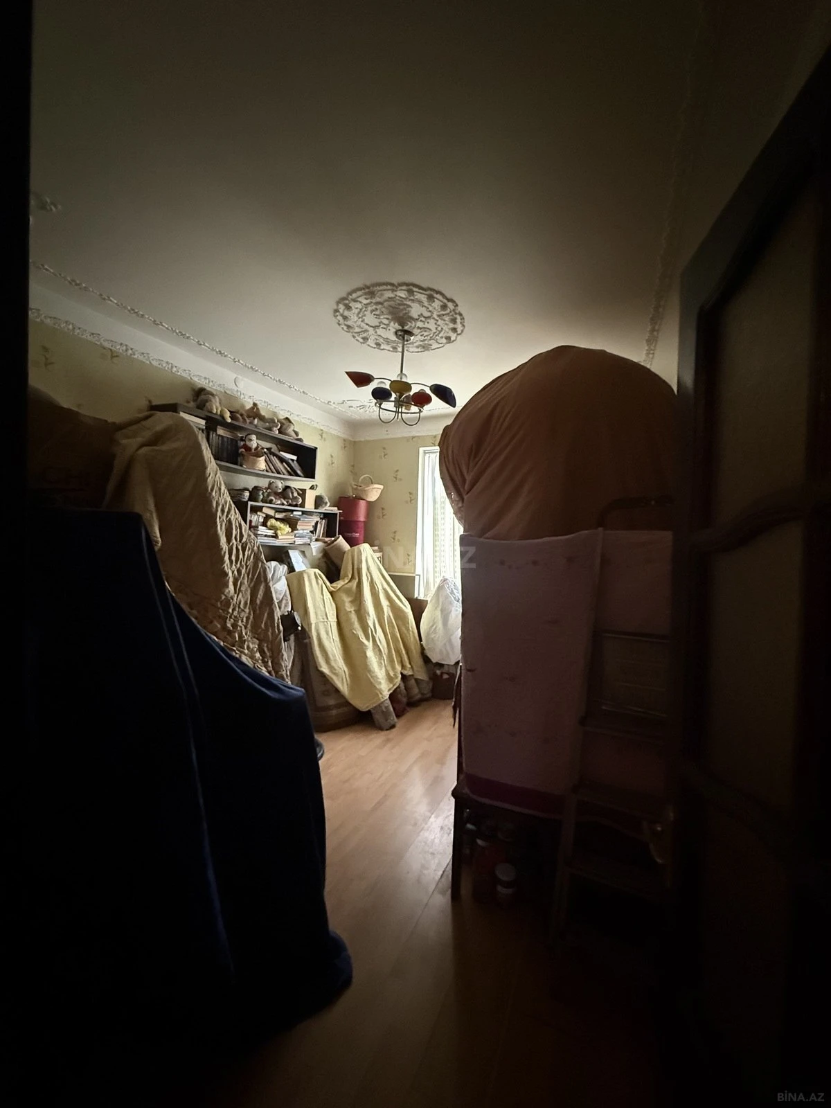 Satılır 4 otaqlı mənzil 100 m²