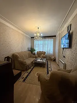 Satılır 4 otaqlı mənzil 100 m²