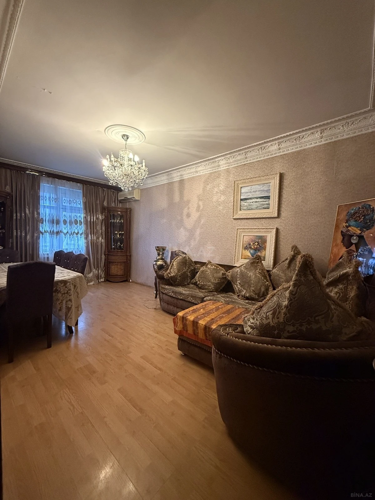 Satılır 4 otaqlı mənzil 100 m²