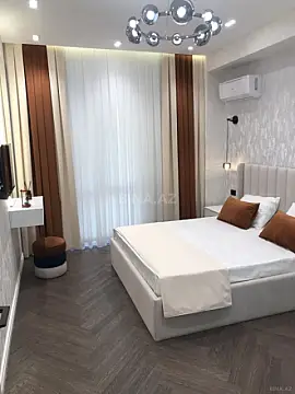 Satılır 2 otaqlı mənzil 60 m²