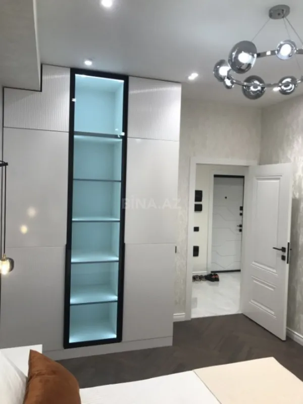 Satılır 2 otaqlı mənzil 60 m²