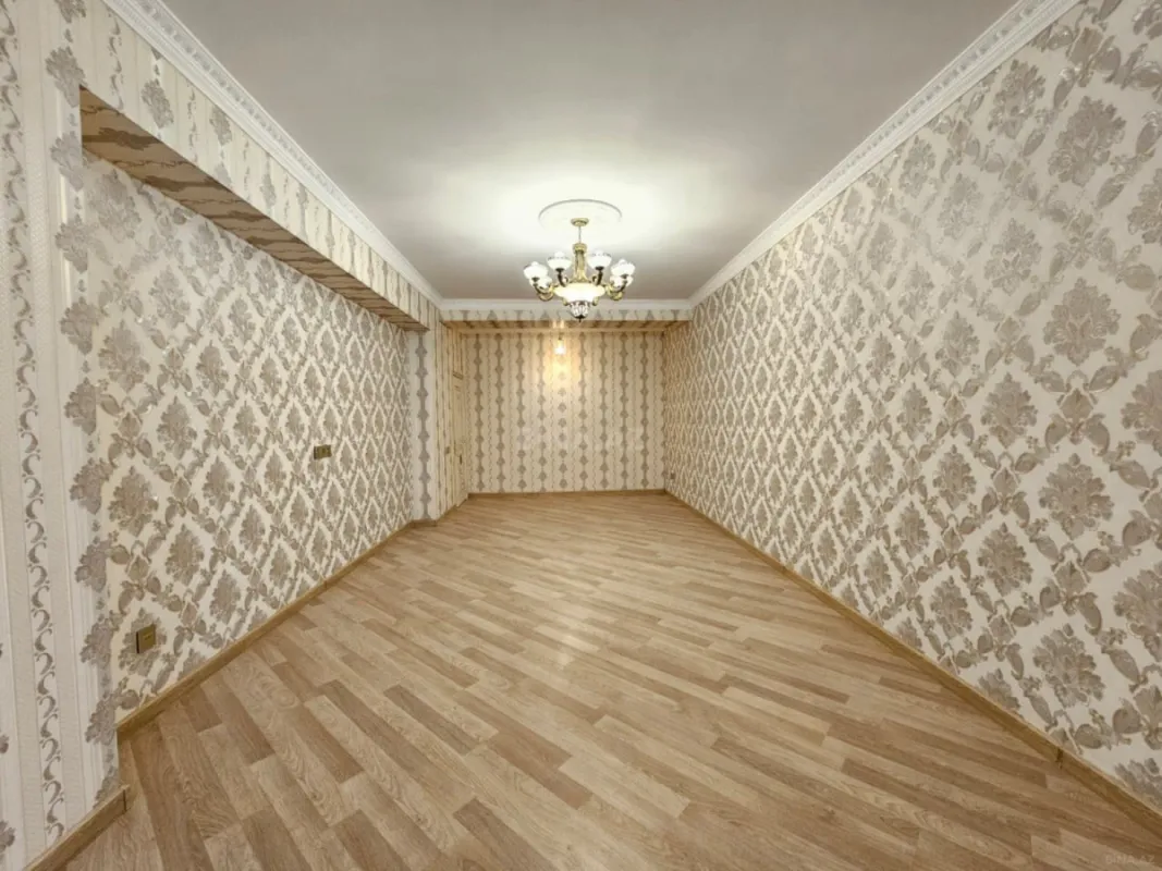 Satılır 3 otaqlı mənzil 146 m²