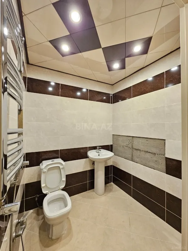 Satılır 3 otaqlı mənzil 146 m²
