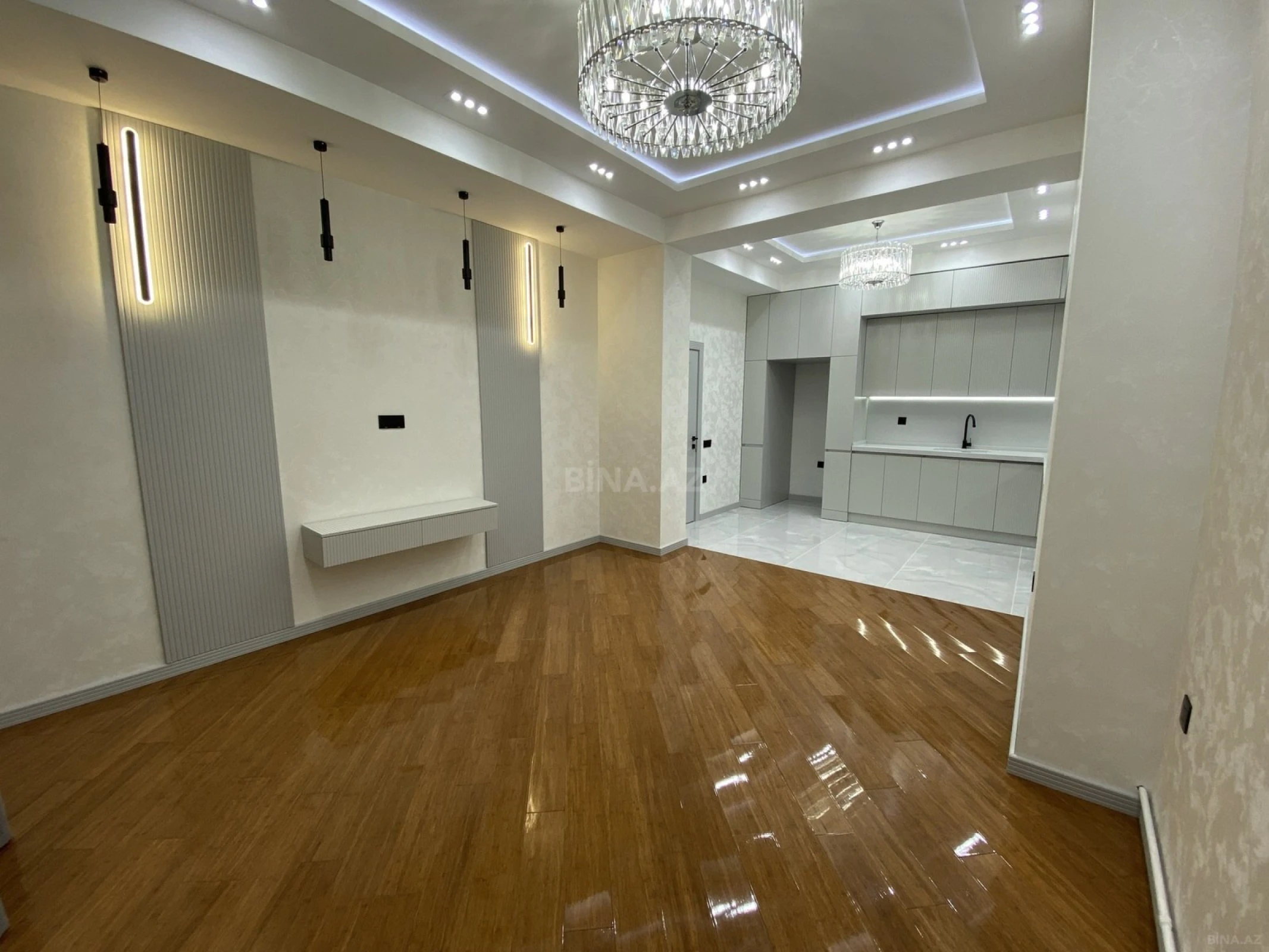 Satılır 3 otaqlı mənzil 108 m²