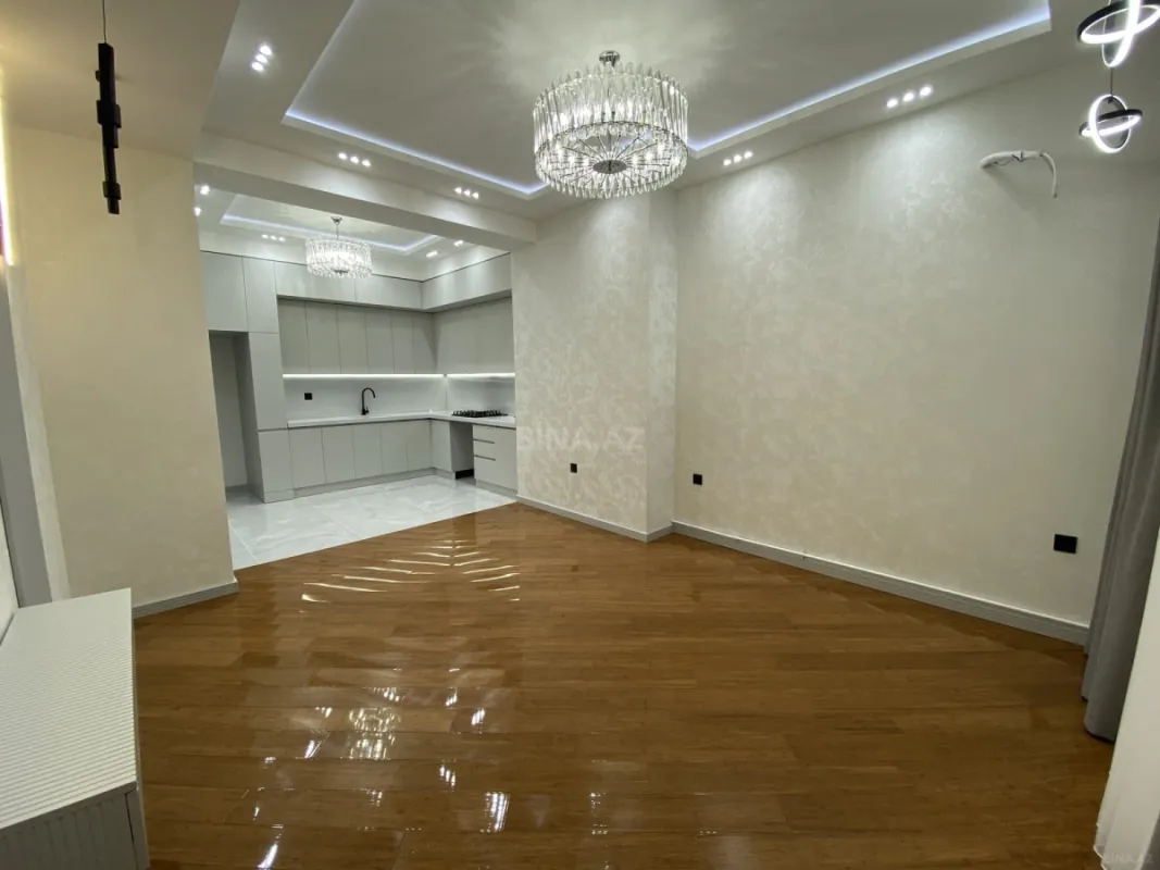 Satılır 3 otaqlı mənzil 108 m²