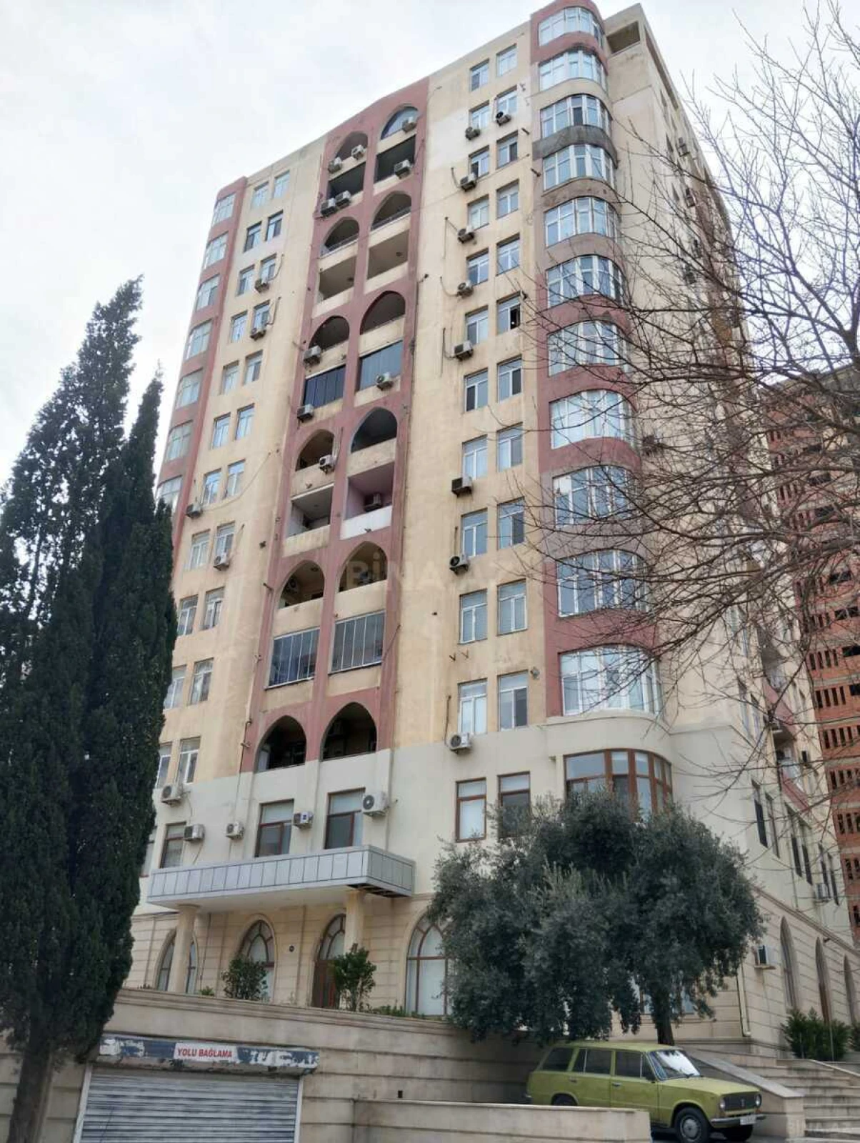 Satılır 2 otaqlı mənzil 90 m²