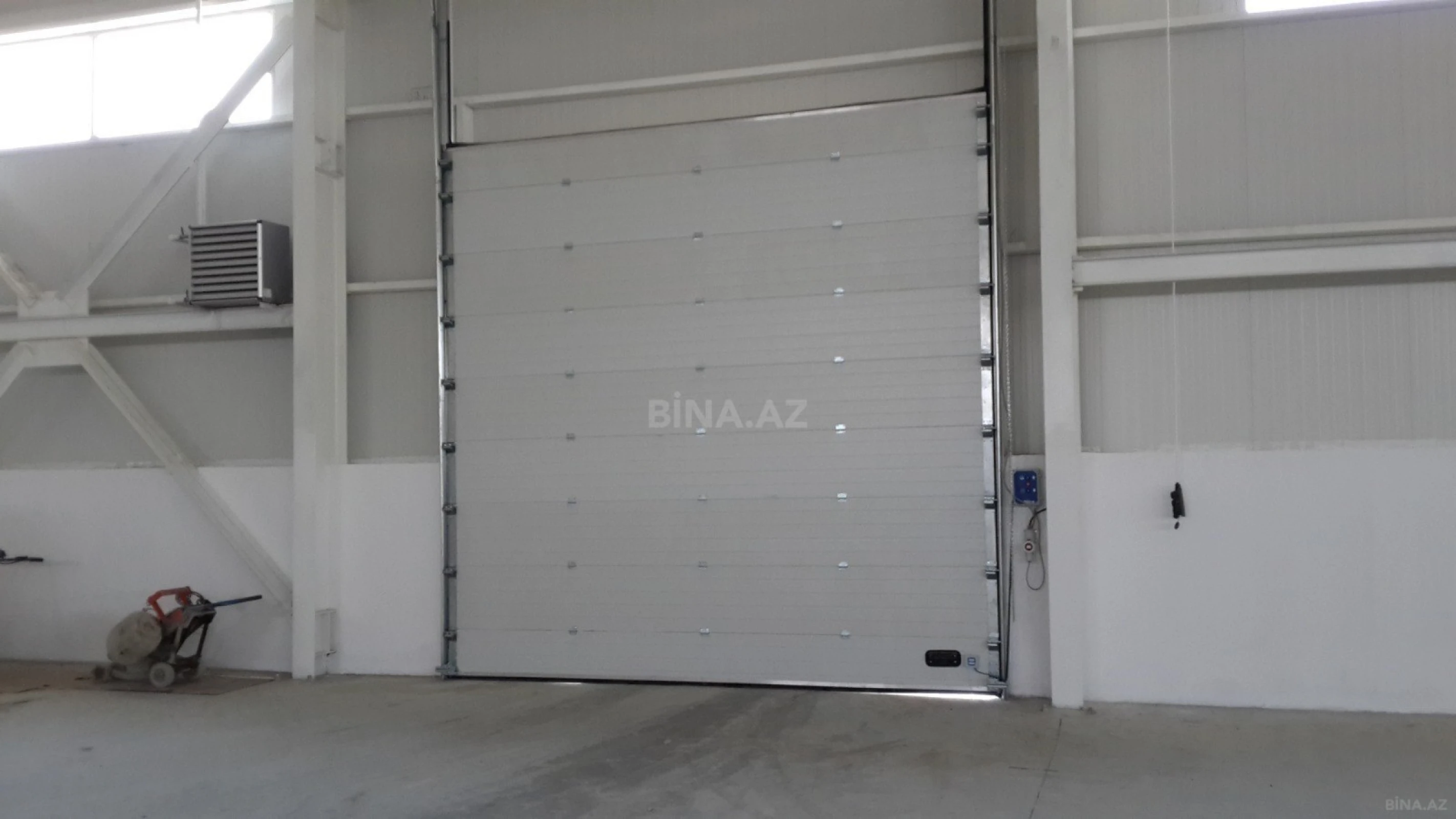 Kirayə verilir obyekt 1000 m²