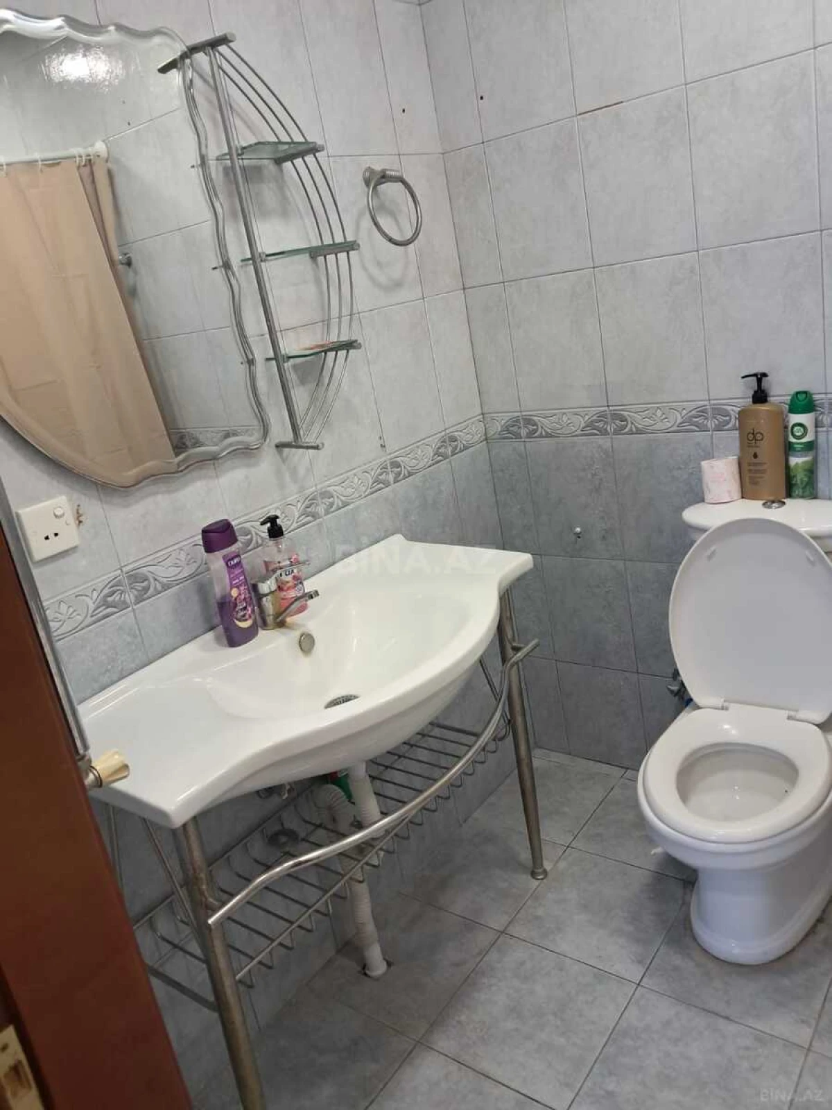 Kirayə verilir 3 otaqlı mənzil 120 m²