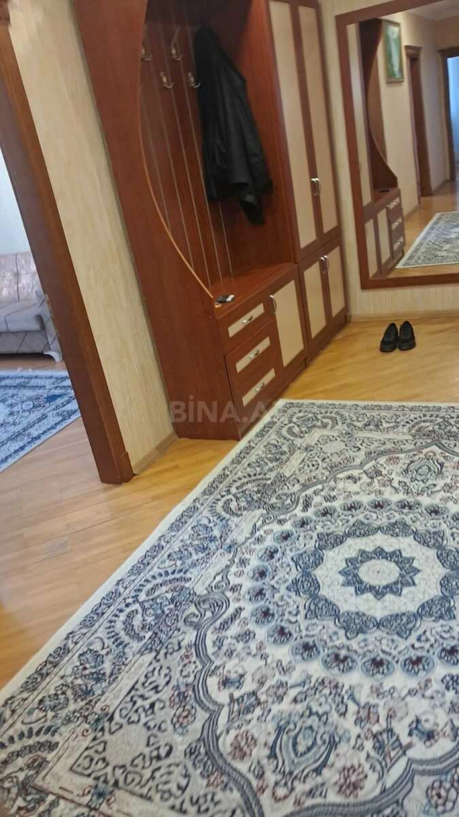 Kirayə verilir 3 otaqlı mənzil 120 m²