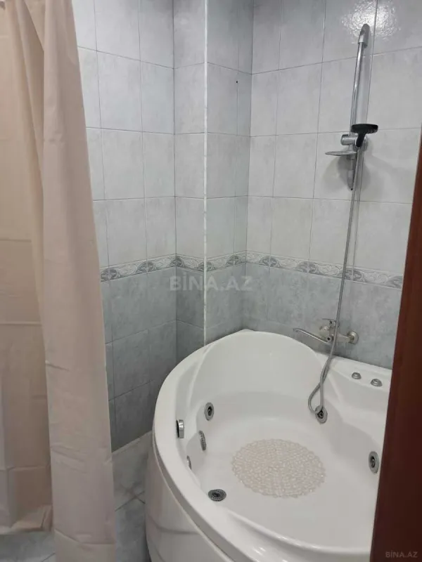 Kirayə verilir 3 otaqlı mənzil 120 m²