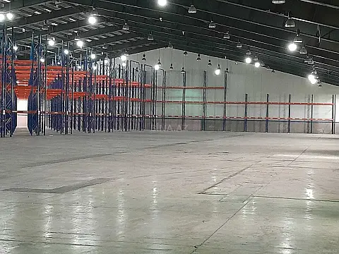 Kirayə verilir obyekt 500 m²