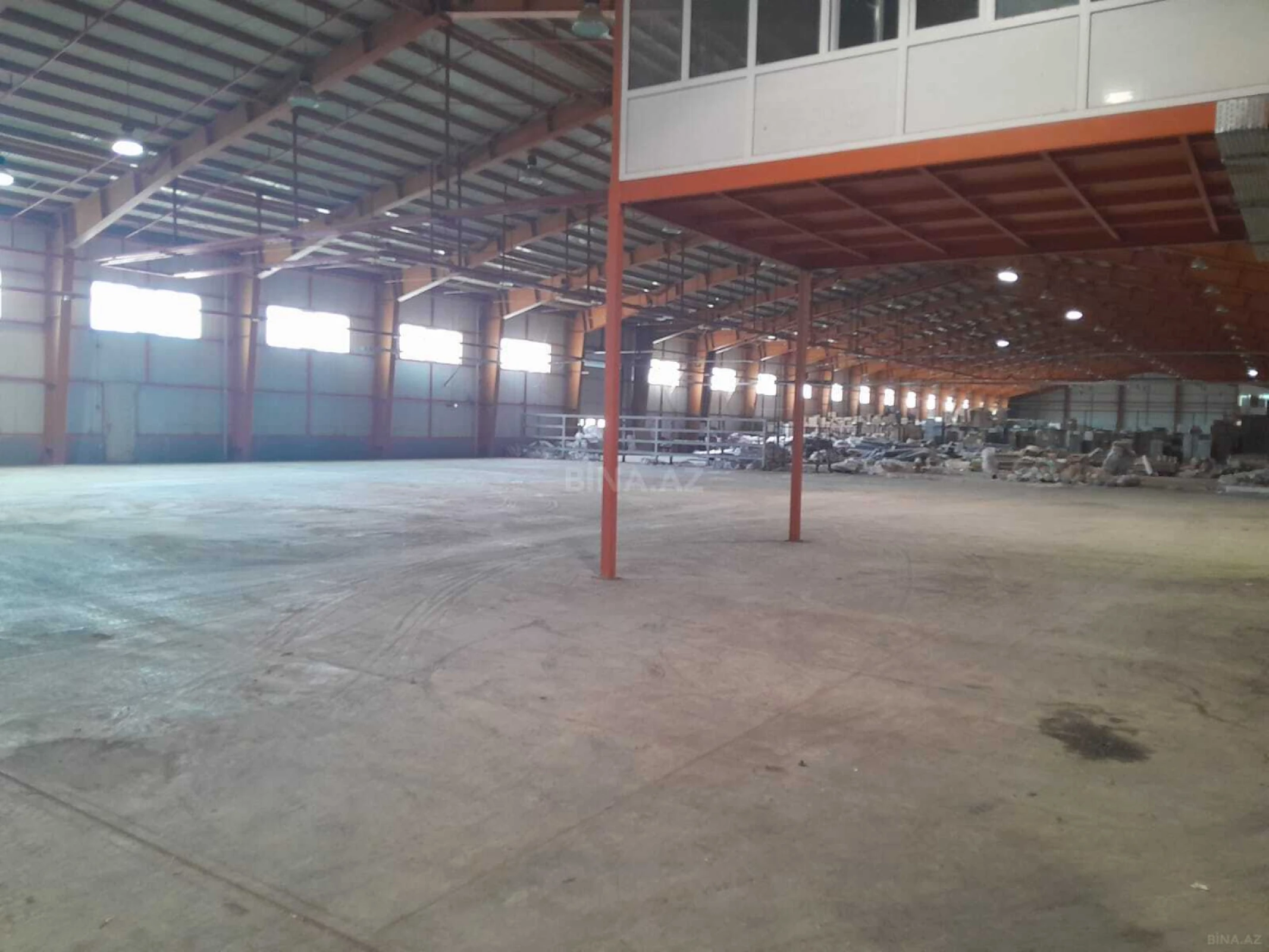 Kirayə verilir obyekt 500 m²