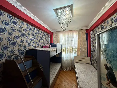 Satılır 3 otaqlı mənzil 90 m²